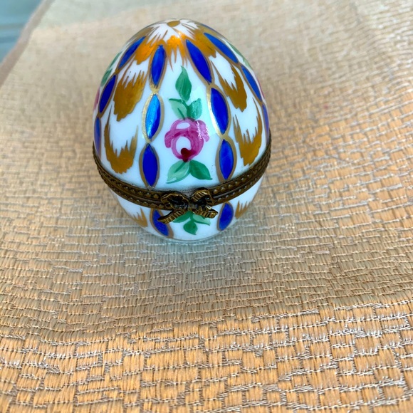Limoges Egg Trinket Box w/ bottle - Picture 3 of 5